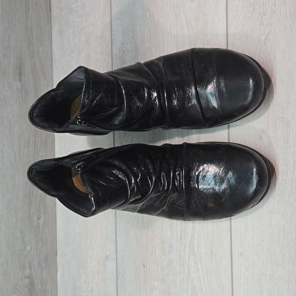 Naot Women Advance Glossy Ankle Leather Heels Boots shoes sz 40/9 - Picture 4 of 15